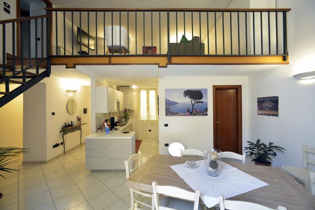 Italia Apartment Napoli Exterior foto